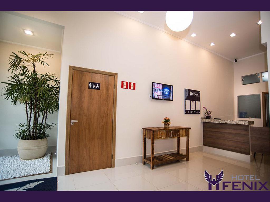 Hotel Fenix Assis Kültér fotó