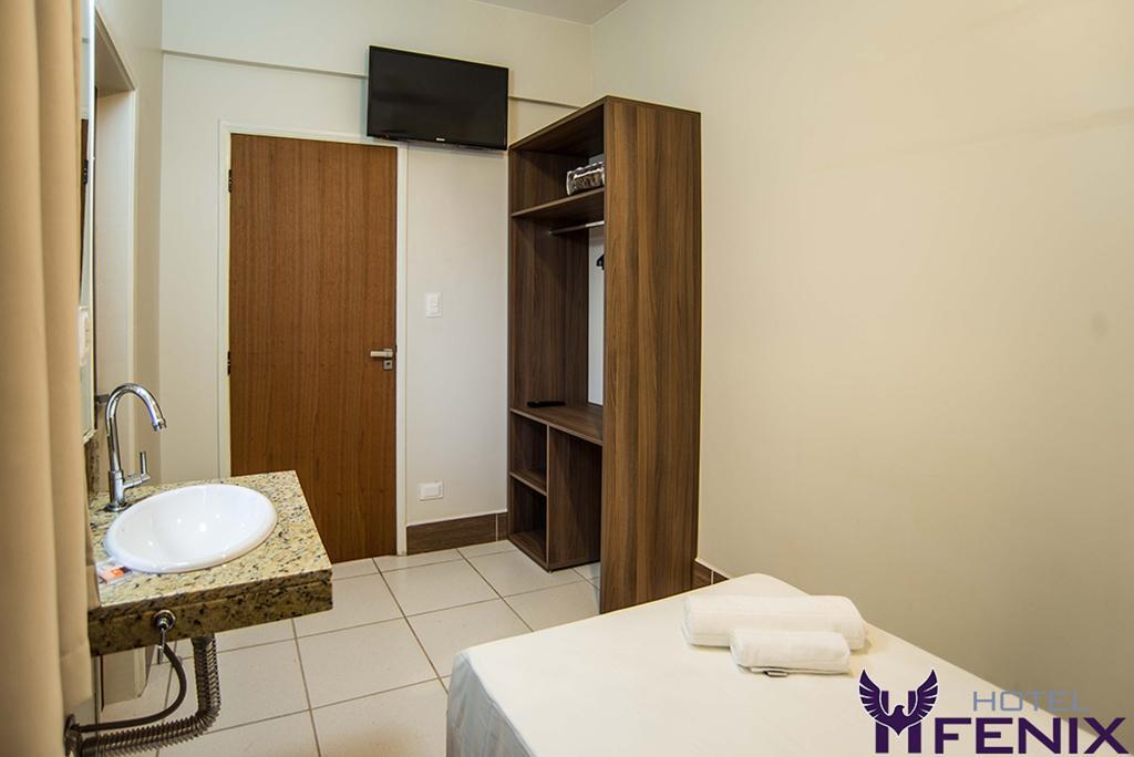 Hotel Fenix Assis Kültér fotó
